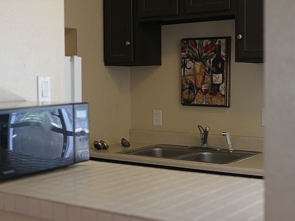 5th image of 5720 S Alameda St APT 102
