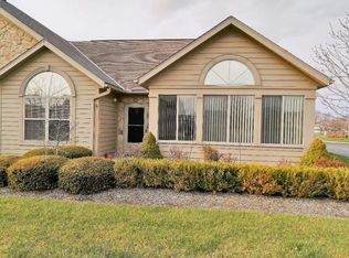 7403 Brandshire Ln APT A, Dublin, OH 43017