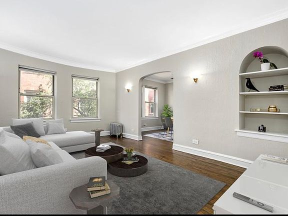 3rd image of 4126 N Kedvale Ave #F103