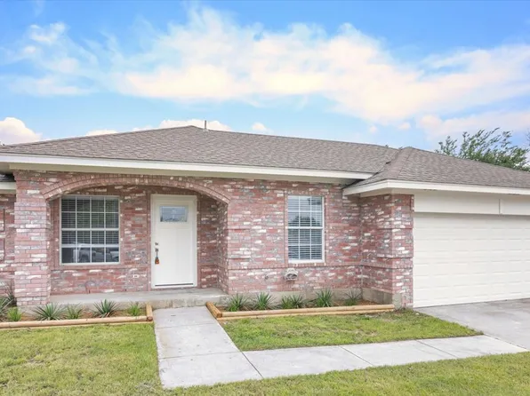 501 Valleyridge Ct, Decatur, TX 76234