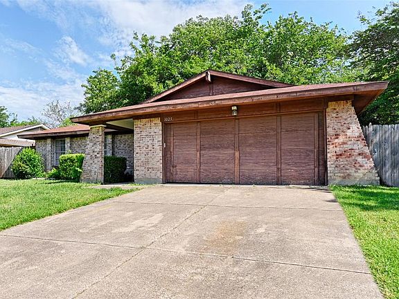 3rd image of 1023 Mountview Dr