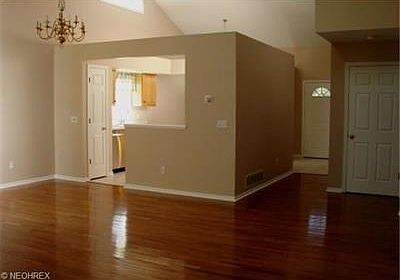5th image of 535 Treetop Ct