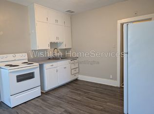 448 W 3rd Ave APT 3, Woodhull, IL 61490