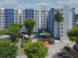 5050 NW 7th St APT 711, Miami, FL 33126