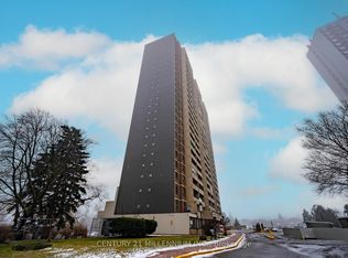 3390 Weston Rd #1704, Toronto, ON M9M2X3