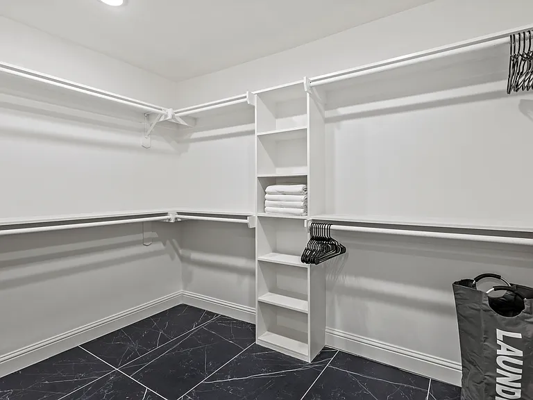 13002 Halwin Cir — Photo 25