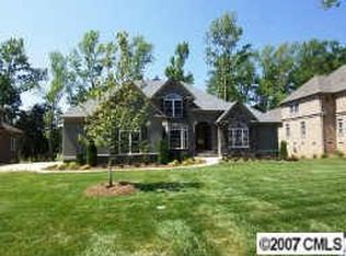 122 Lazenby Dr, Fort Mill, SC 29715