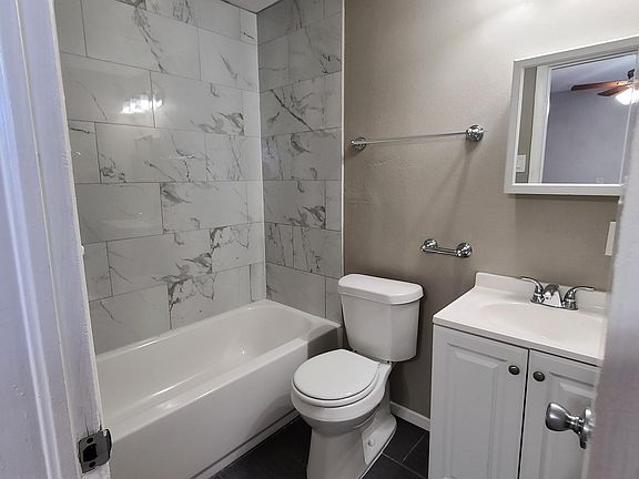 5th image of 5011 San Jacinto St APT 202