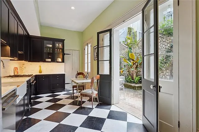 839 Dumaine St — Photo 12