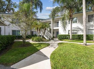 3582 Indigo Pond Dr, Palm Harbor, FL 34685