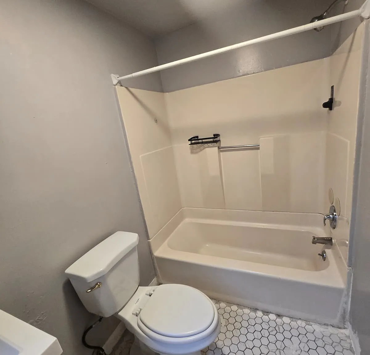 3 bed, $2,250 — Photo 4