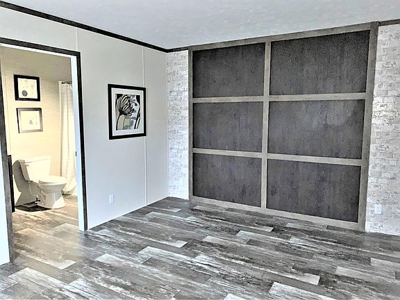 4th image of 6583 Kentwood Dr