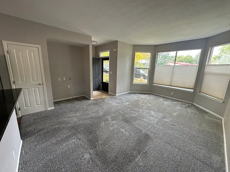 1722 Depew St — Photo 5