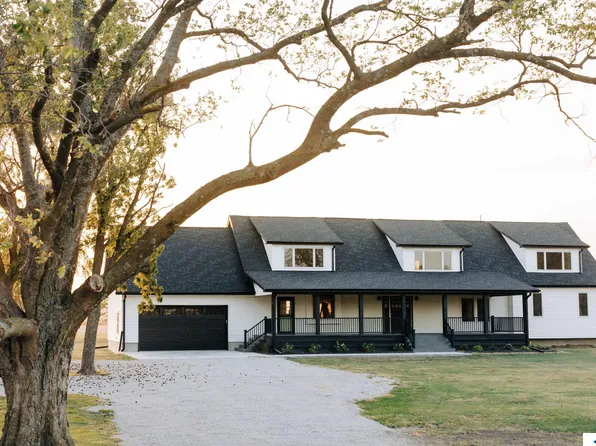 803 N 30th Rd, Syracuse, NE 68446