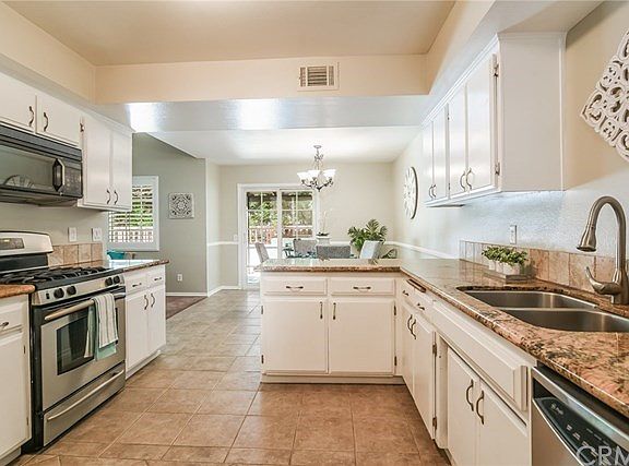 3rd image of 25239 Avenida Dorena