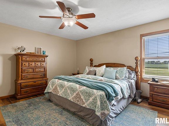 5th image of 2408 Asheville Dr