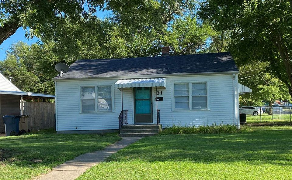 1st image of 31 W 26th Ave