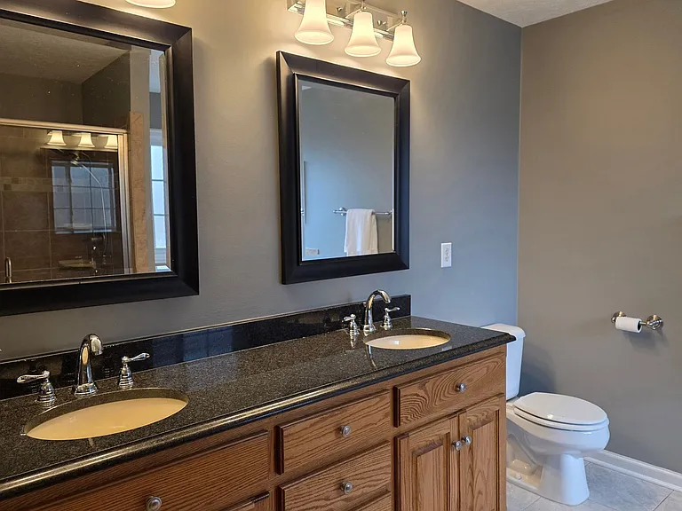 1318 Maple Leaf Ct — Photo 18