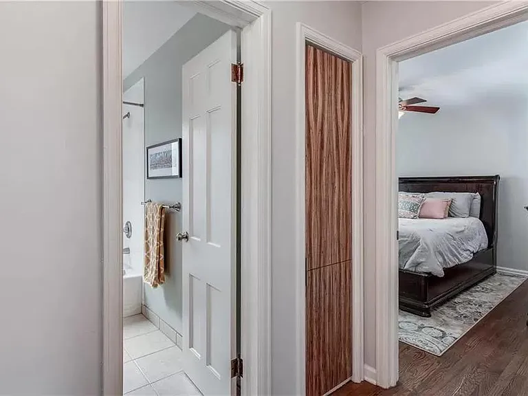 5307 W 51st St — Photo 12