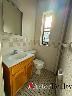 Rented by Astor Realty | media 21