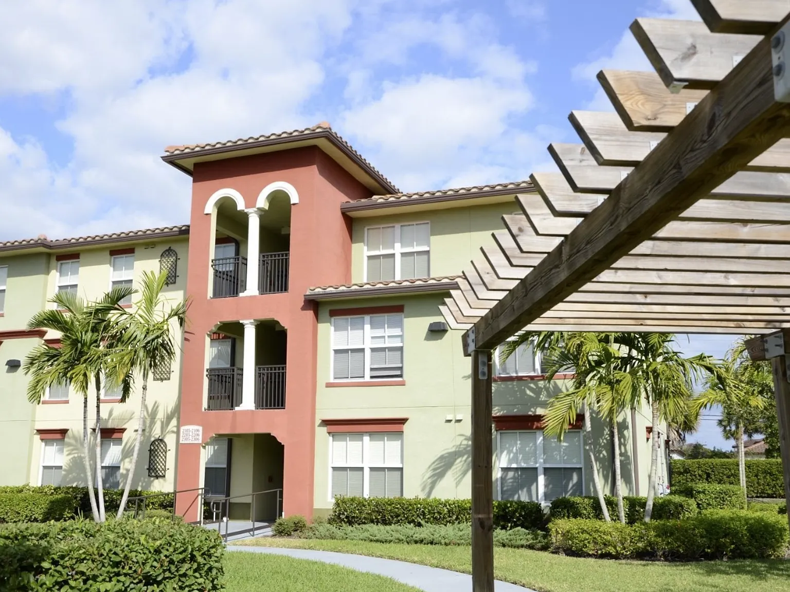 Elysium at Osprey Oaks — Photo 3
