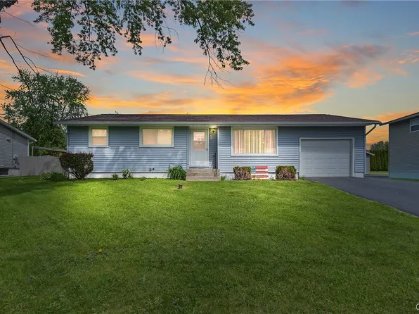 8326 Doreen Ave, Cicero, NY 13039