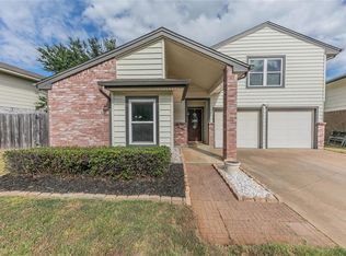10 Tanager Ct, Mansfield, TX 76063