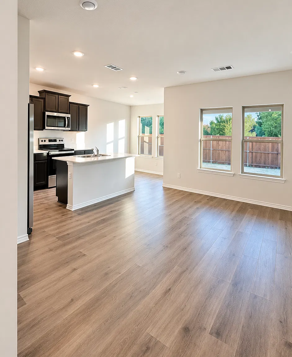 5 bed, 2332 sqft, $2,200 — Photo 2
