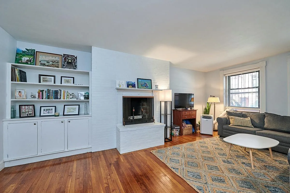 183 Marlborough St — Photo 1