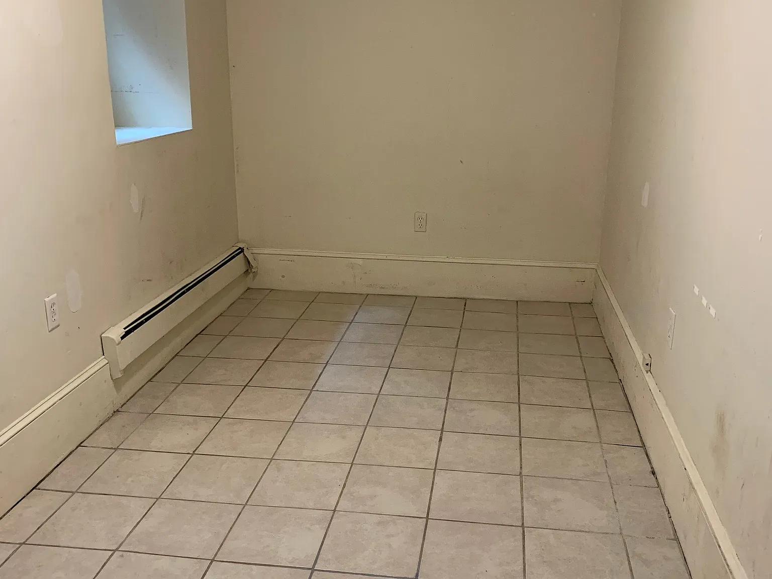 7 bed, 3.0 bath, $6,600 — Photo 4