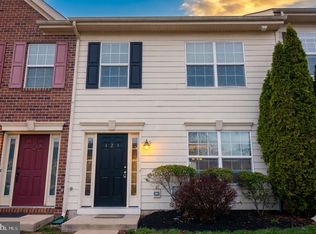 121 S Penn St, Pottstown, PA 19464