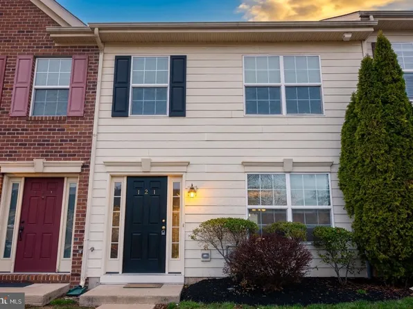 121 S Penn St, Pottstown, PA 19464