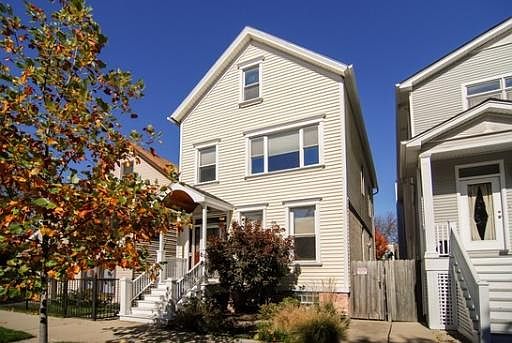 1st image of 1746 W Newport Ave