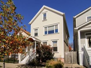 1746 W Newport Ave, Chicago, IL 60657