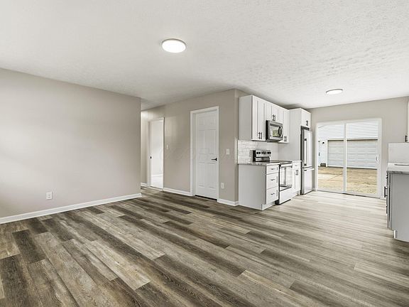 2nd image of 3512 Tremaine Rd