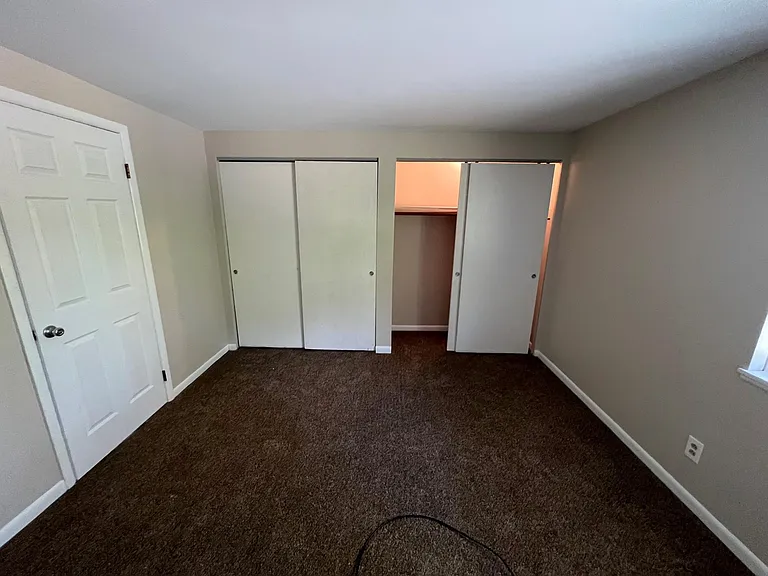 59-77 Denrose Dr #DR59B — Photo 9