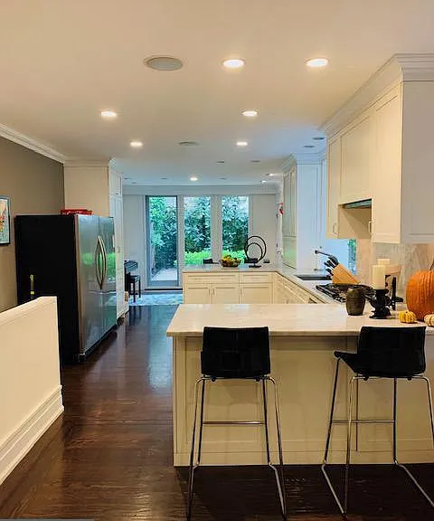 323 Pine St #1F — Photo 9