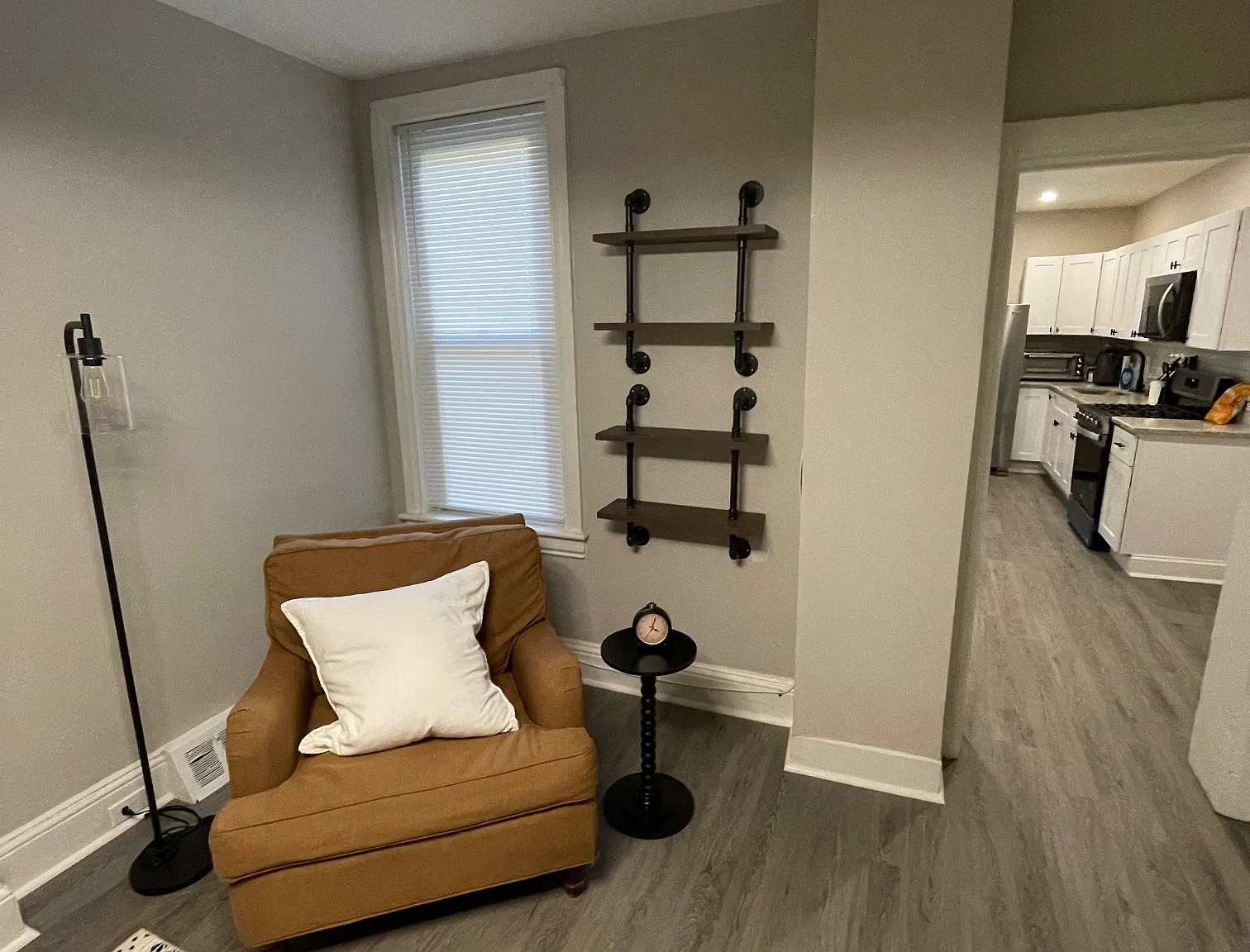 1 bed, $950 — Photo 2