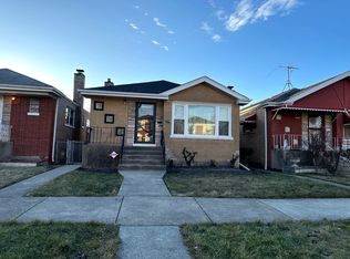 10446 S Prairie Ave, Chicago, IL 60628