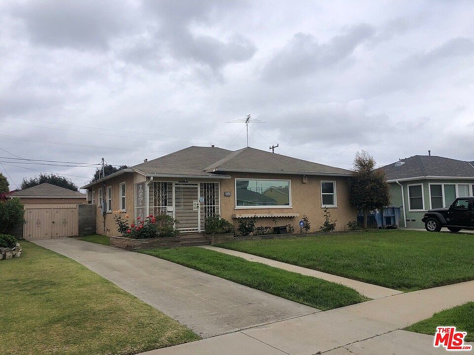 1st image of 3348 W 116th St