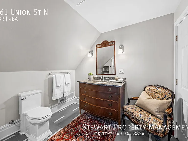 161 Union St N — Photo 35