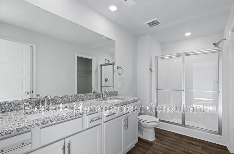 27982 Chalmers Cir — Photo 14