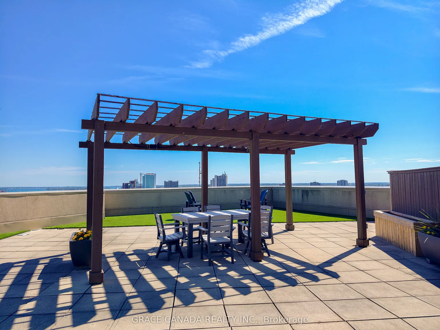 2 bed, $3,000 — Photo 2