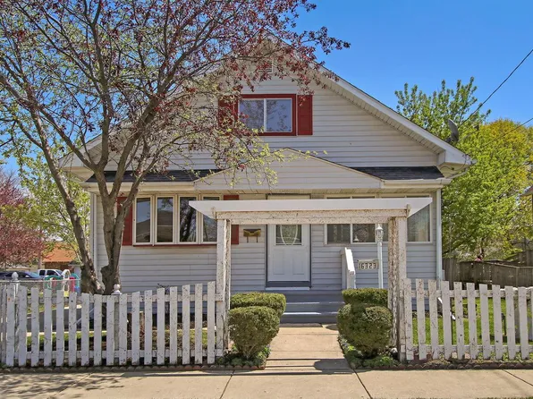 6323 27th AVENUE, Kenosha, WI 53143
