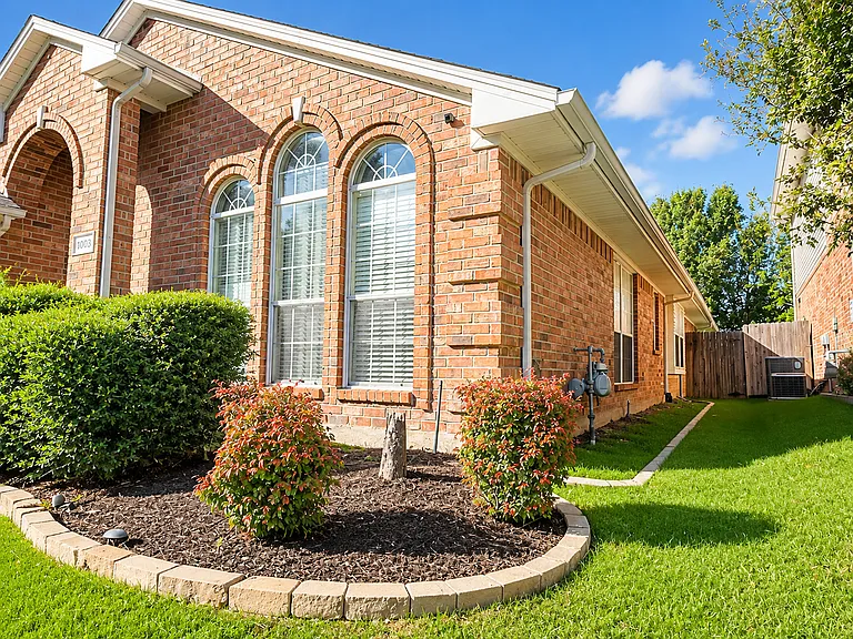 8833 Sunset Trace Dr — Photo 10