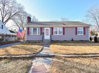 12 Pine Grove St, Rumford, RI 02916