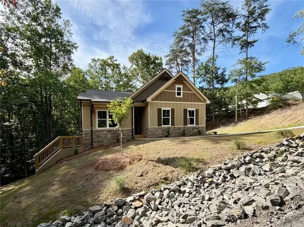 118 Osage Ct, Waleska, GA 30183
