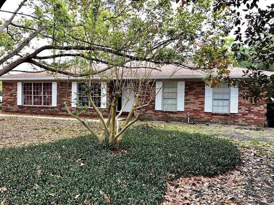 1st image of 376 Dillon Dr