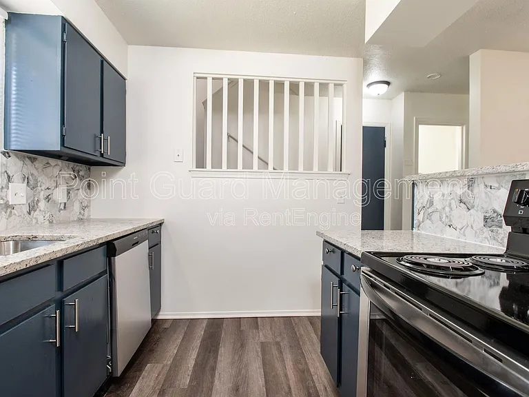 5510 S Gold St #300 — Photo 5