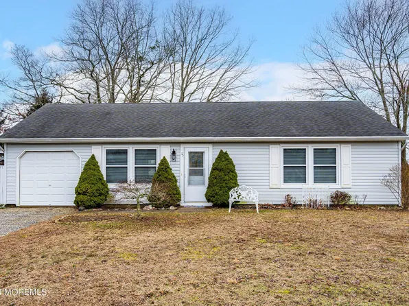 75 Schooner Avenue, Barnegat, NJ 08005
